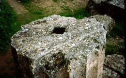 Column drum with dowel hole