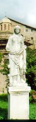 Vestal virgin, 1st AD