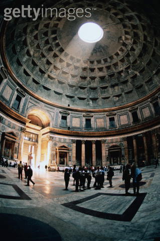 Pantheon, Rome. 125-28 AD