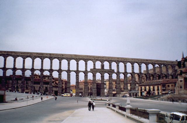 Aquaduct in Spain, 200 feet tall