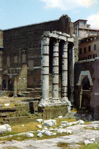 Roman forum, Remnants of the temple; Roman forum, Remnants of the temple of Mars; 50 BC-100AD