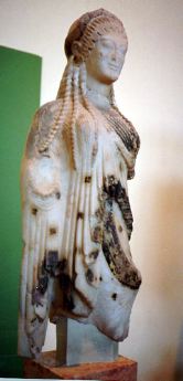 Kore from Chios (c510 BC) polychromed marble (Athens, Acropolis Museum)