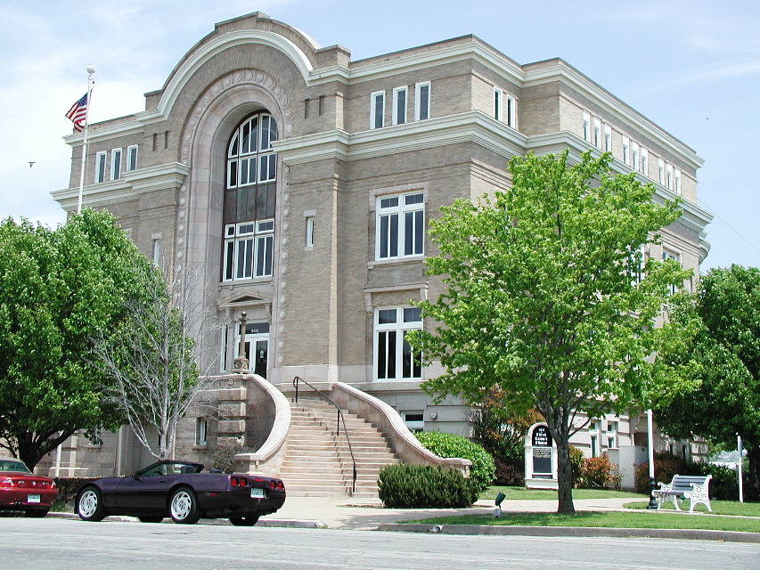 Old Washington County Courthouse; c.1920